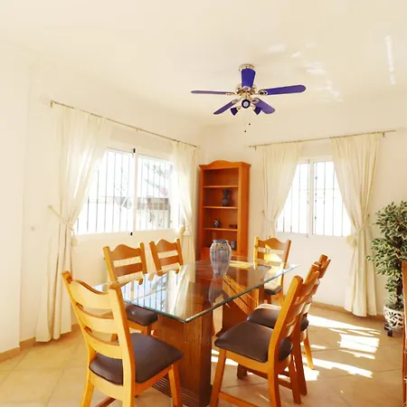 Lormar Spainsunrentals Villa Nerja